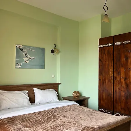 κερκινίτης 3*