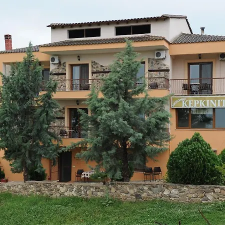 Guest house Kerkinitis 3*